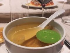 莲蓬养生炖松茸-三利音·东方司宴(外滩店)