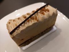 海盐榛子焦糖蛋糕-Seesaw Coffee(苏州中心店)