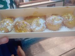桂香糖油粑粑-董顺桃小粒臭豆腐(太平街一店)