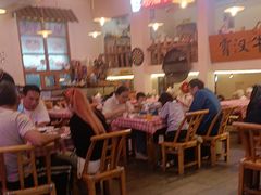 -霄汉牛三鲜湖北砂锅菜(万松园2店)