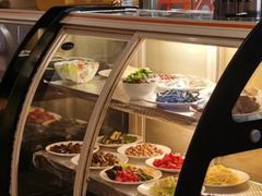 自助取餐区-清真吴记门钉肉饼·喜多利