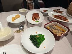 酥香嫩烤鸭-四季民福烤鸭店(外滩外白渡桥店)