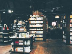 -良友书坊(安徽路店)