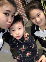 -汪正影业素摄儿童摄影工作室(星摩尔购物中心店)