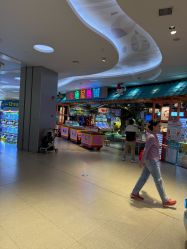 -卡通尼乐园(新达汇三林店)