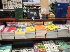 -郑州购书中心(丹尼斯·大卫城店)