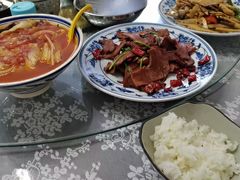 -天天向上素食餐厅(五台山店)