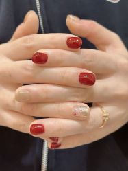 -花岐款式专研健康美甲沙龙
