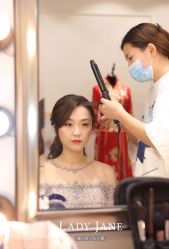 -Lady  Jane高端婚纱礼服馆