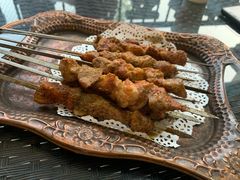 新疆拷羊肉串-丝路香妃西域清真餐厅