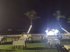 -JW万豪厨房餐厅·滨海草坪烧烤·海鲜·海景(三亚绿发山海天JW万豪酒店)