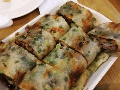 葱饼卷牛肉-台北楚楚园馅饼粥(虹桥南丰城店)