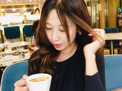 -La Mer Restaurant & Lounge