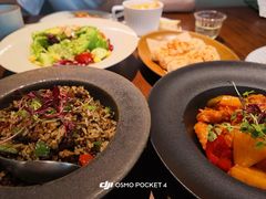 -本处·素食·融合料理(南油店)