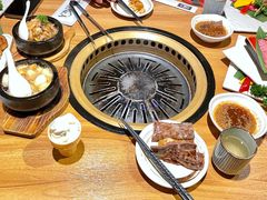 -炼火烤肉店