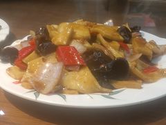 -晶渔坊·海鲜私房菜(东夷小镇店)