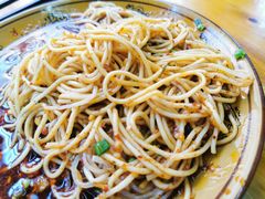 -一品红烧鸭特色川菜(三岔湖店)