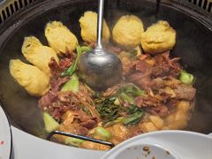 -雪乡人家东北菜·铁锅炖一切(高斯路店)