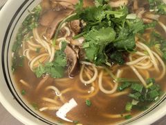 -小马牛肉面·牛骨熬制(南京博物院店)