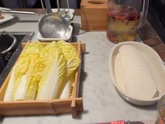 -尚尚仙·酸汤猪手·猪肚鸡火锅(华联万柳购物中心店)