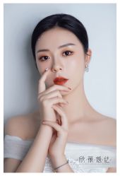 -欣薇婚纱(新源乐汇城店)