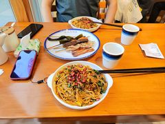 -傻根大肉面(三美店)