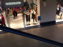 -王府井奥莱临潼小镇(临潼店)
