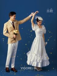 -雪中彩影婚纱摄影·微光艺术中心