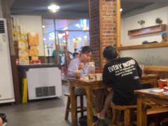 -冶建镜子·老南昌大排档·江西虾王(总店)