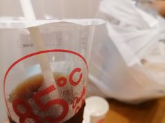 -85度C(生甜甜圈研究工坊·上海局门店)