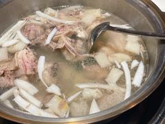 -喃喃椰·糟粕醋·椰子鸡火锅(七堡花园店)