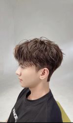 -Tloml salon