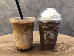 -瑞幸咖啡(新世界中心店)
