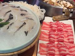 -辣伍鲜毛肚老火锅(元一店)