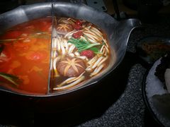 -湊湊火锅·茶憩(郑州绿地新都会店)