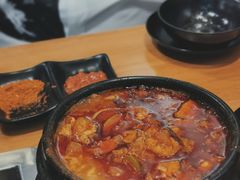 辣豆腐汤-肉甲韩国木炭烤肉(新壹街1店)