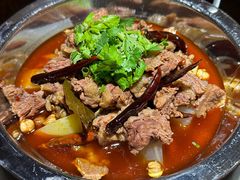 -大众跷脚牛肉馆·非遗传承单位(峨眉山店)