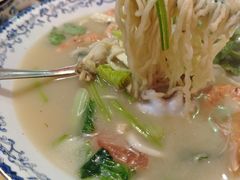 -霆记海鲜·只为这碗面(滨江店)