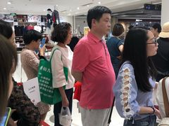 -优衣库(武汉国际广场店)