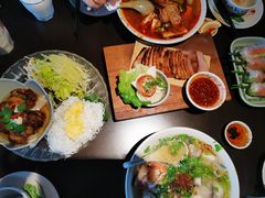 -大头虾越式风味餐厅(光明广场店)