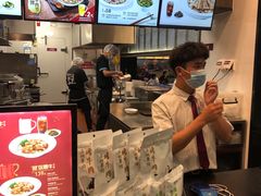 -康師傅私房牛肉面(浦机三店)