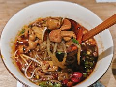 -麻婆婆白家肥肠粉(海岸城店)