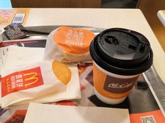 -麦当劳(乳山路店)