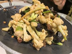 -江城小馆陕南妈妈菜·全球旅行餐厅(钟楼店)