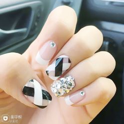 -Pink You美甲美睫纹绣定制中心