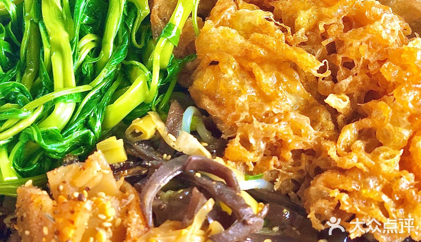 广州永泰这家炸蛋螺蛳粉‼️一整碗的料[流泪]