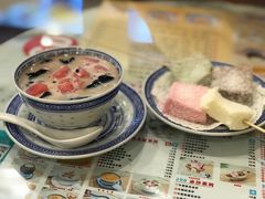 -广信牛奶甜品世家(台东店)