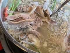 -老石黑山羊毛驴肉火锅(金凯广场店)