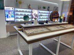 -无界眼镜MaxLess(南翔印象城店)