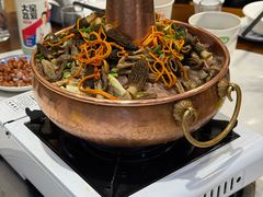 -乡土特色.冷锅鱼.牦牛肉汤锅